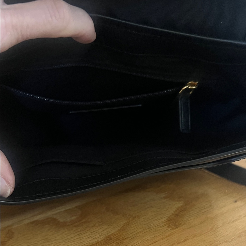 Marc Jacobs Rider Medium Black Leather Saddle Crossbody with Gold Hardware - Picture 7 of 13